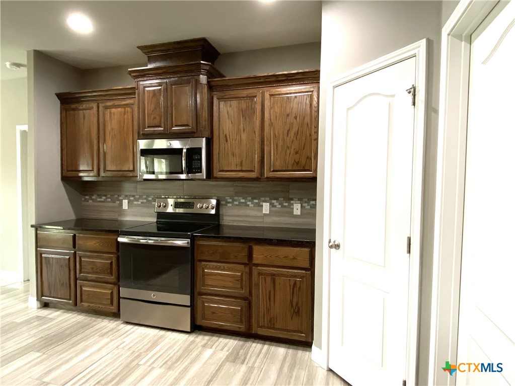 209 Secretariat Drive Property Photo 8