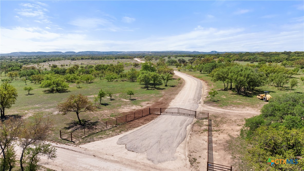 960 Gipson Road Property Photo 18