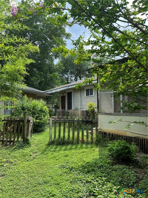310 Smith Lane A Property Photo 4