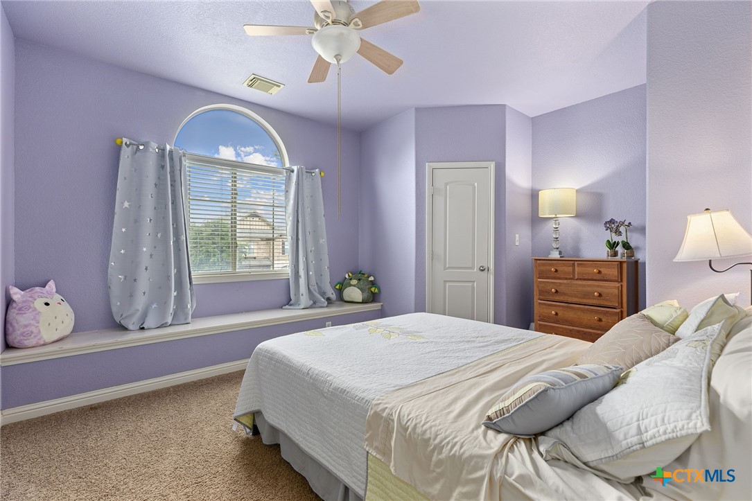 2430 Santa Barbara Loop Property Photo 28