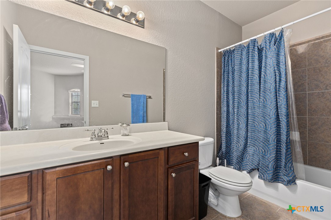 2430 Santa Barbara Loop Property Photo 35