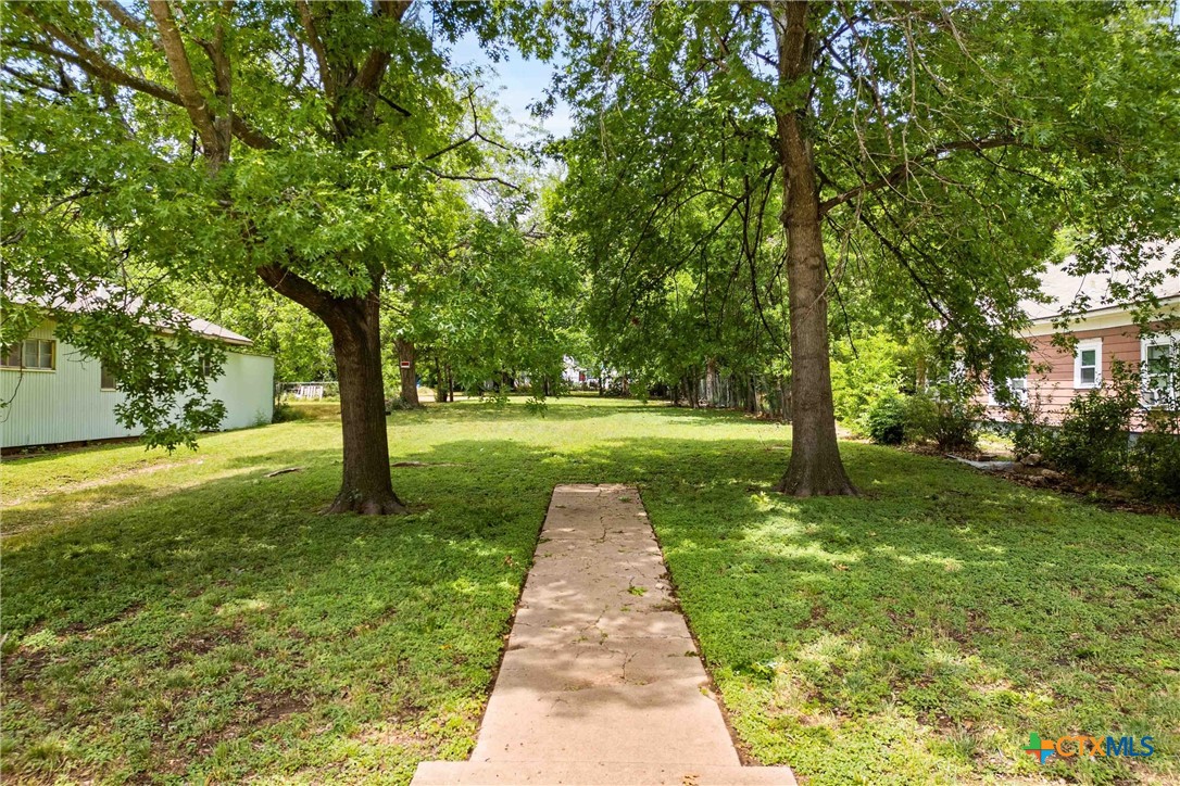 1207 Brook Avenue Property Photo 1