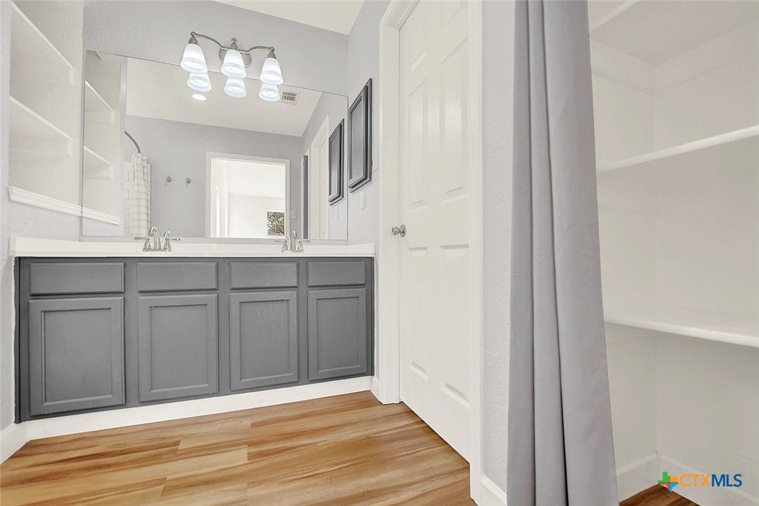 661 Abels Way Property Photo 33