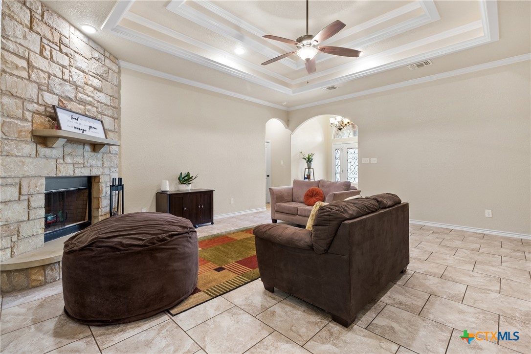 2034 Falling Leaf Lane Property Photo 8