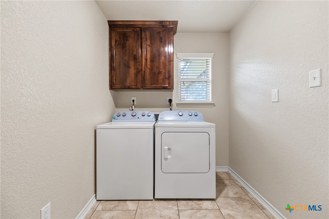 2034 Falling Leaf Lane Property Photo 15