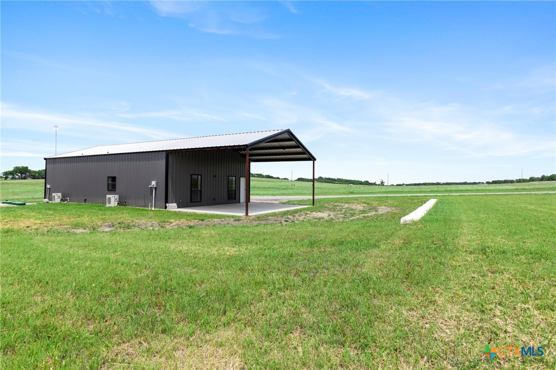 295 Honey Bee Lane Property Photo 17