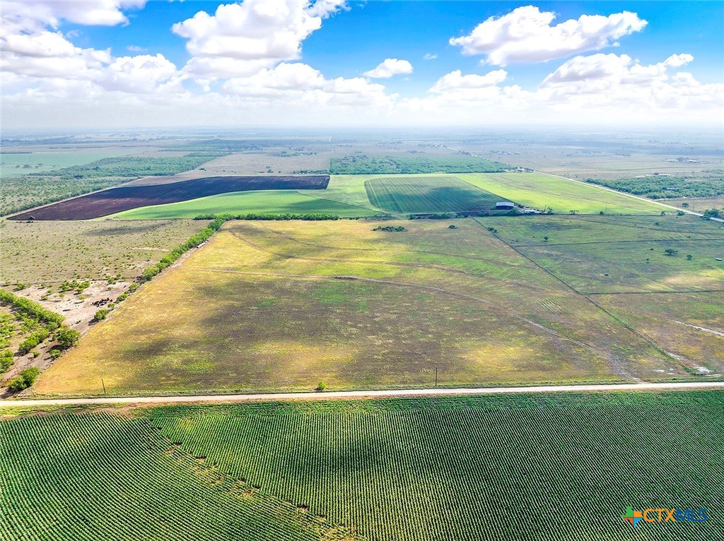Cr 463 Fm 1347 Property Photo 6