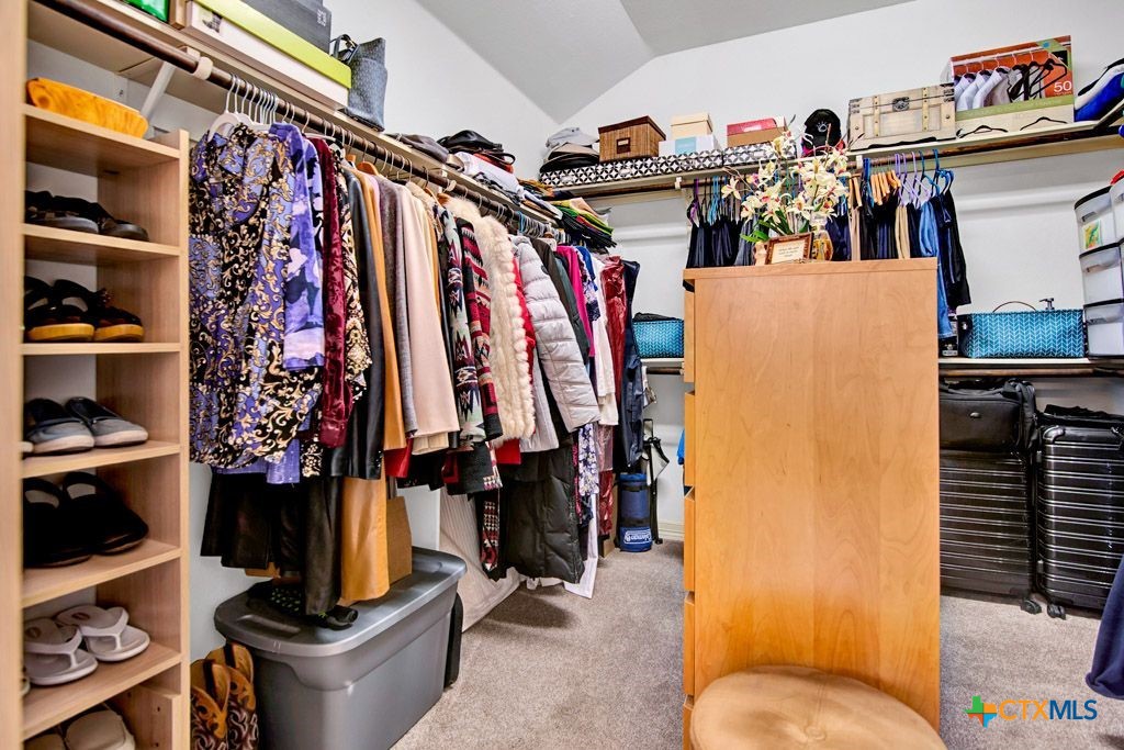 226 Pincea Place Property Photo 23