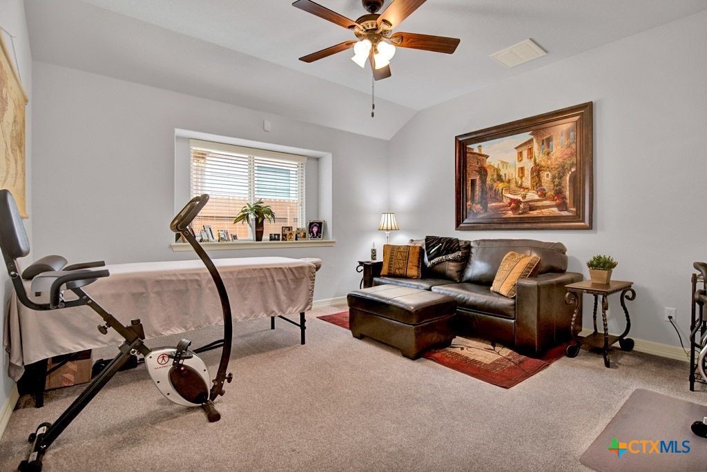 226 Pincea Place Property Photo 24