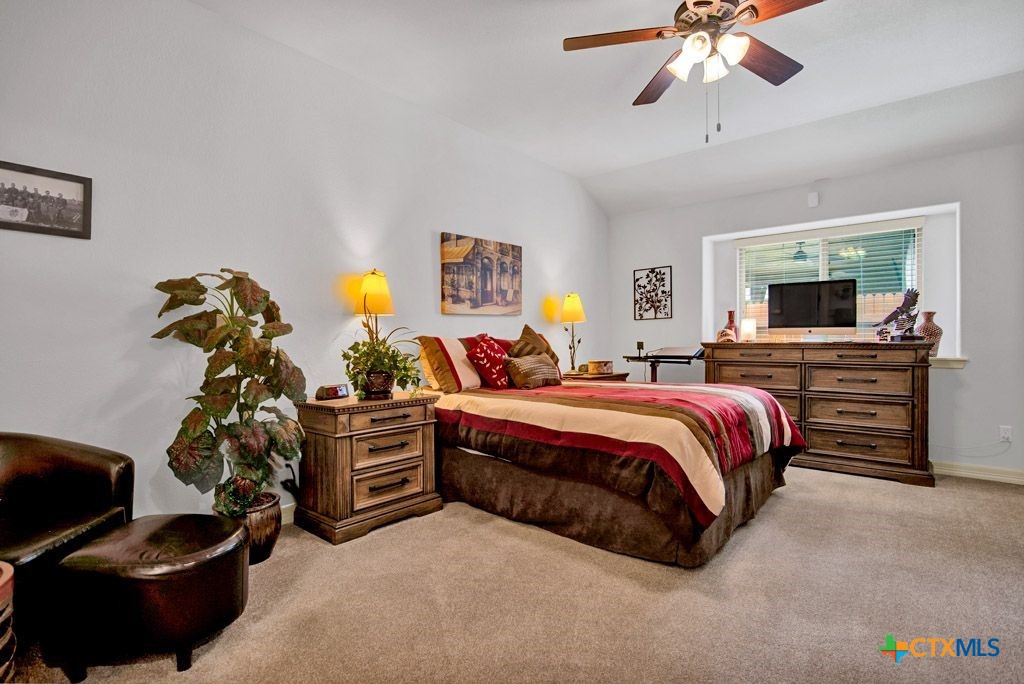 226 Pincea Place Property Photo 25