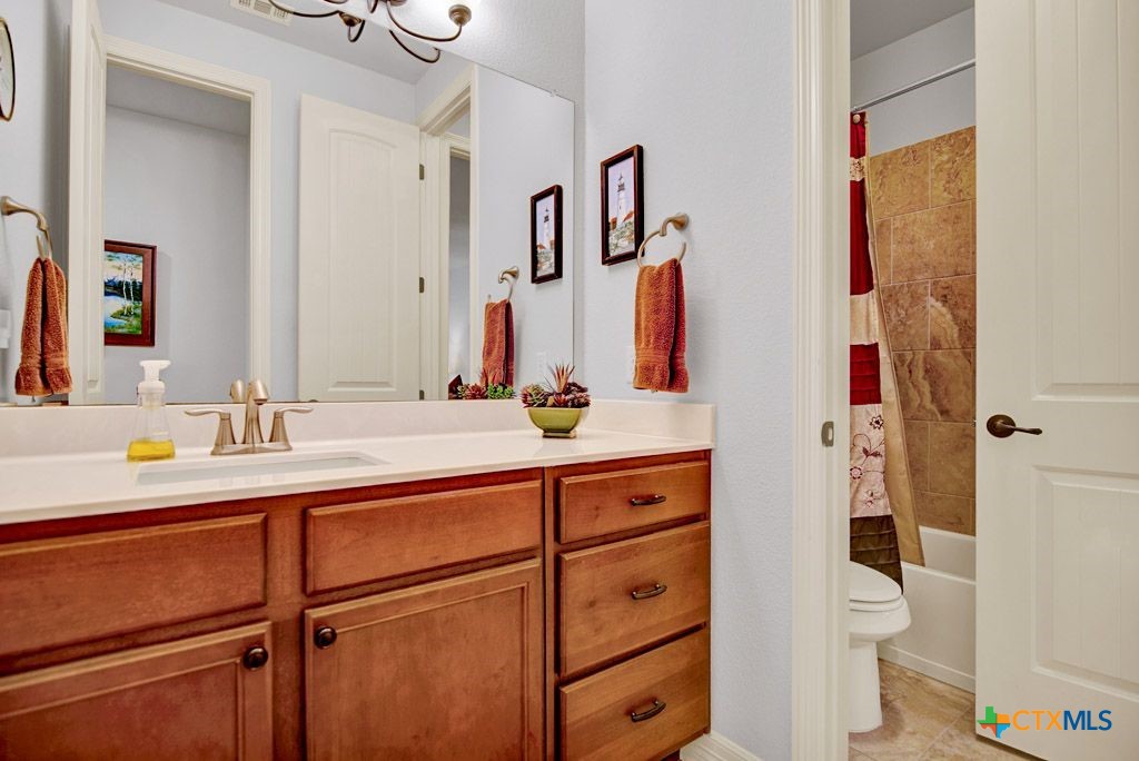 226 Pincea Place Property Photo 27