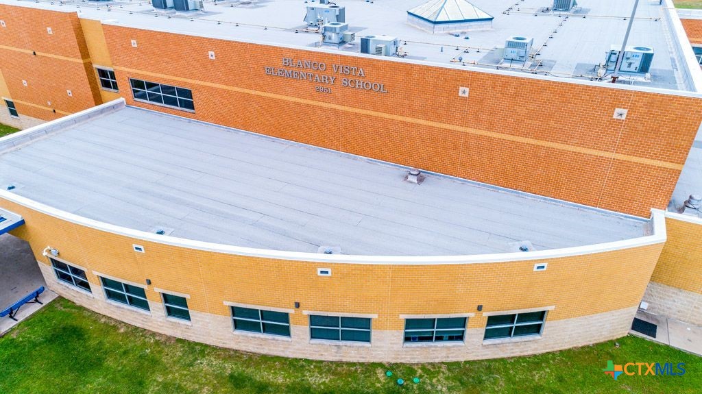 226 Pincea Place Property Photo 40