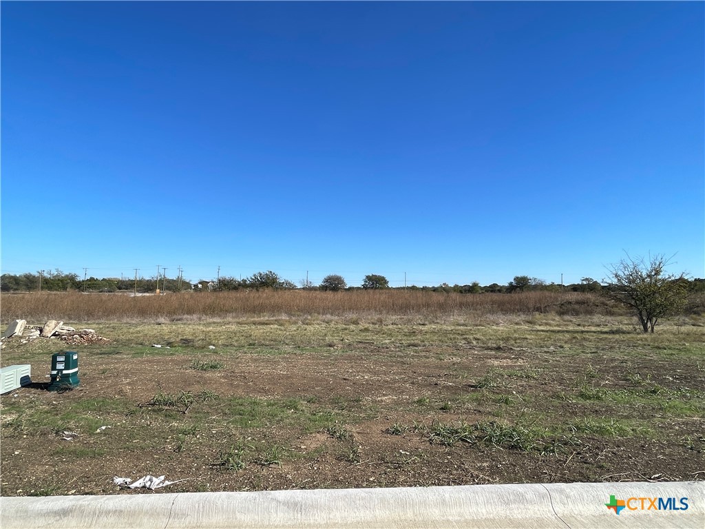 2014 Botts Drive Property Photo 1