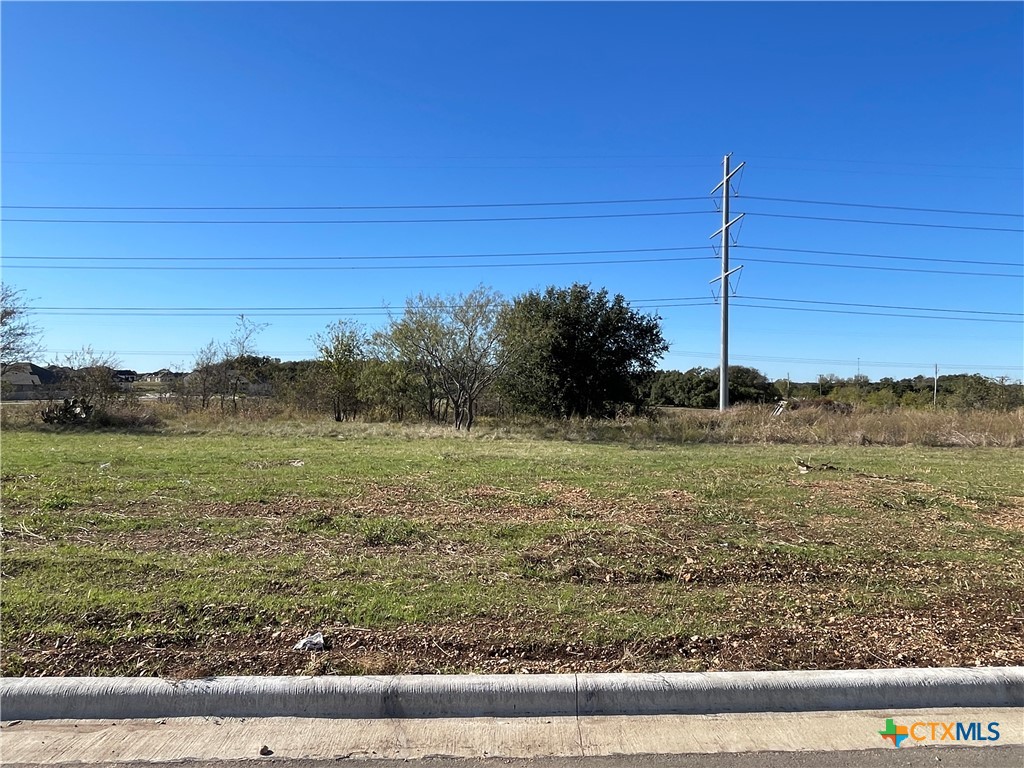 1913 Slade Drive Property Photo 1