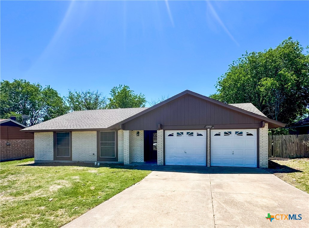 1202 Grandon Drive Property Photo 1