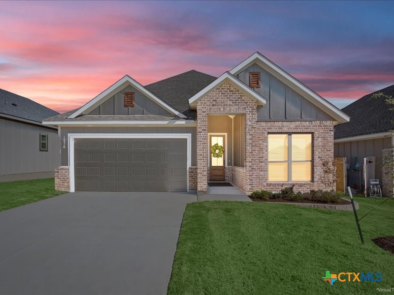 1974 Rosson Street Property Photo 1