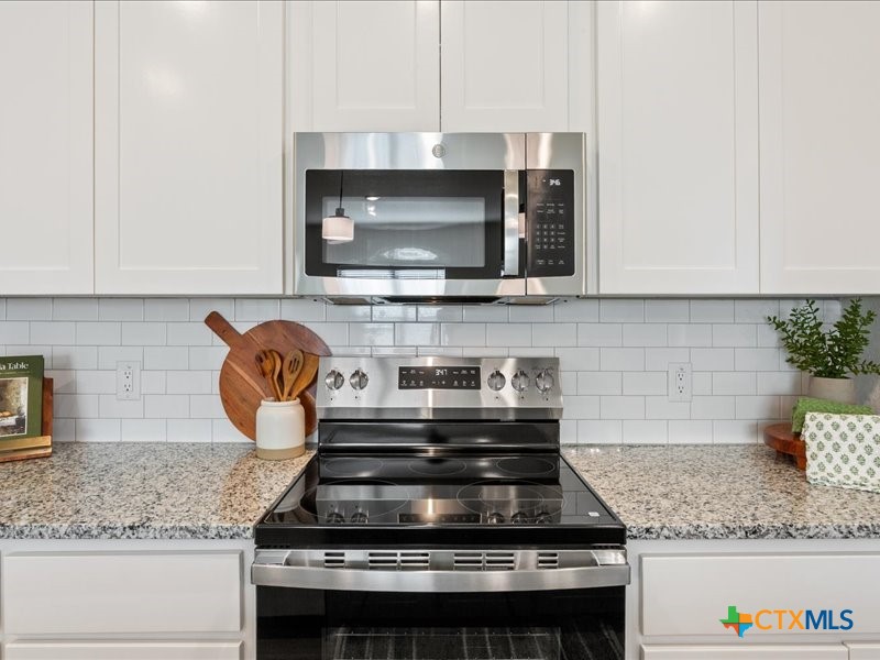 1974 Rosson Street Property Photo 7