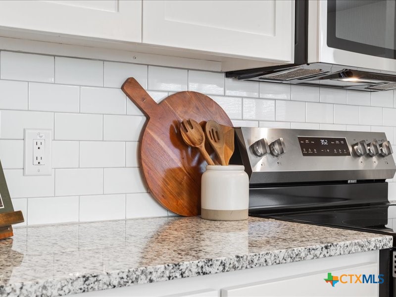 1974 Rosson Street Property Photo 16