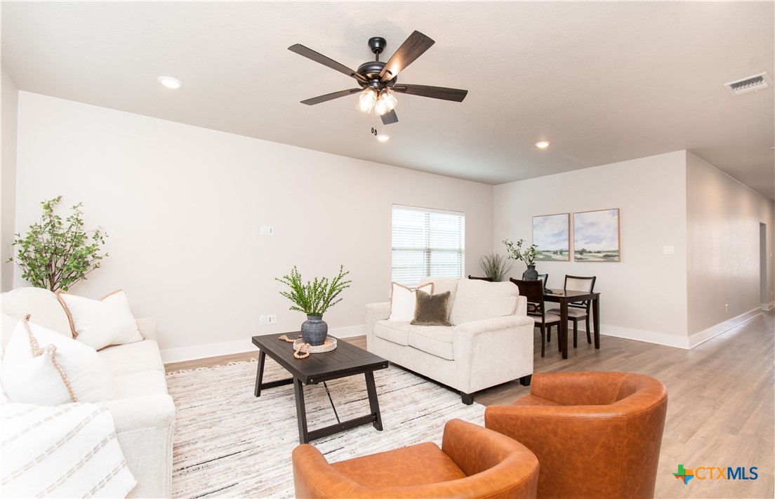 1974 Rosson Street Property Photo 20