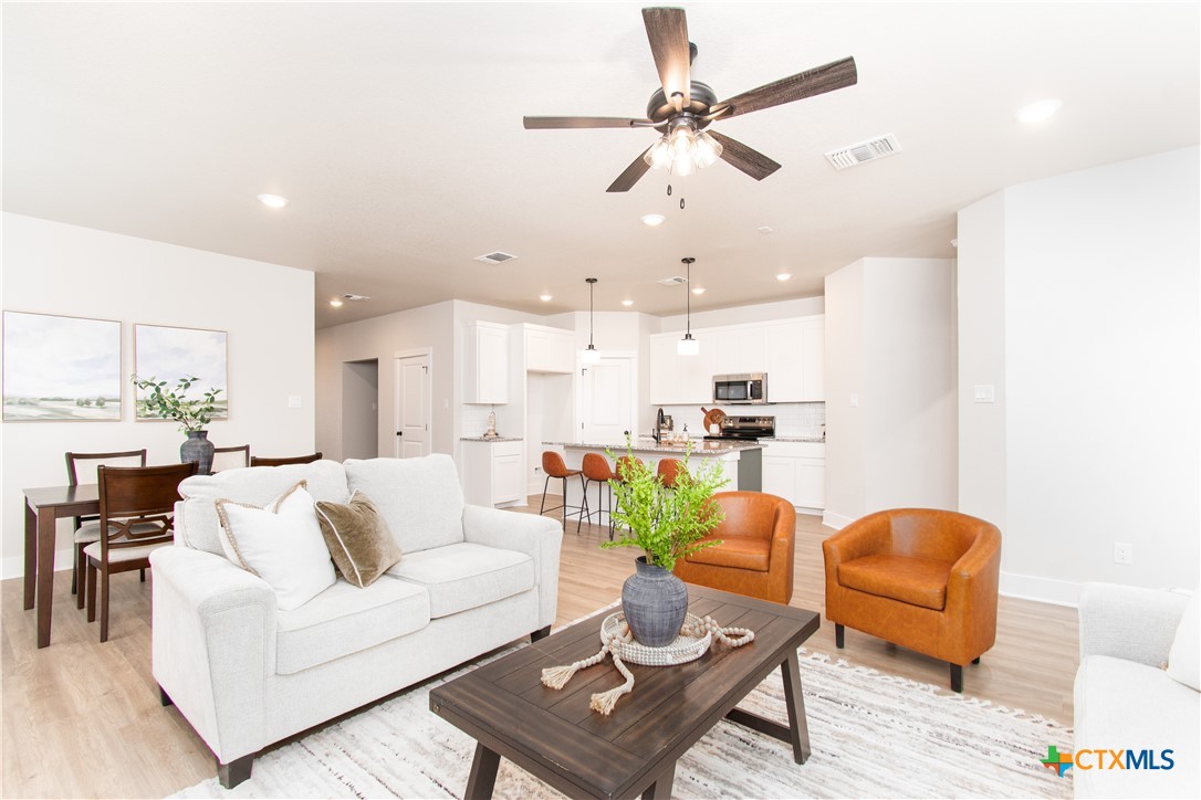 1974 Rosson Street Property Photo 21