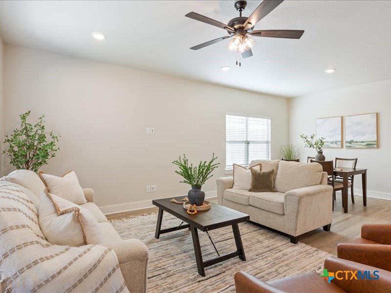 1974 Rosson Street Property Photo 23