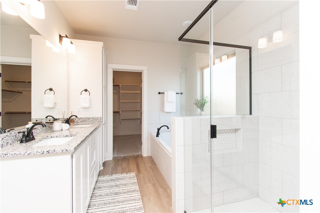 1974 Rosson Street Property Photo 26