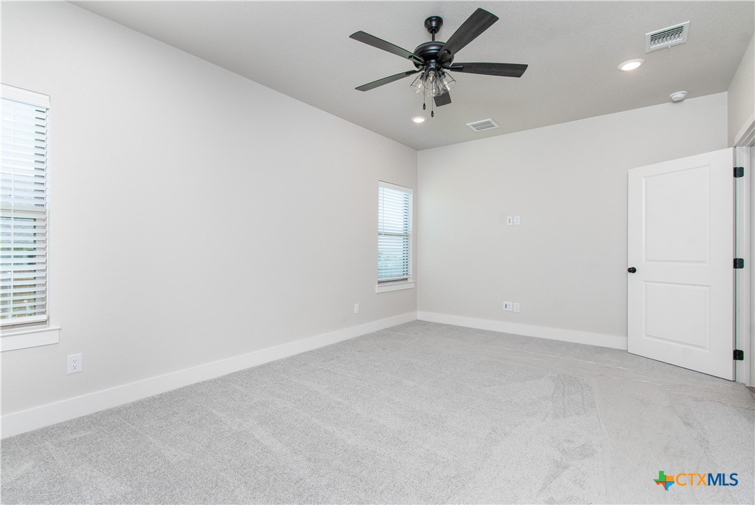 1974 Rosson Street Property Photo 27