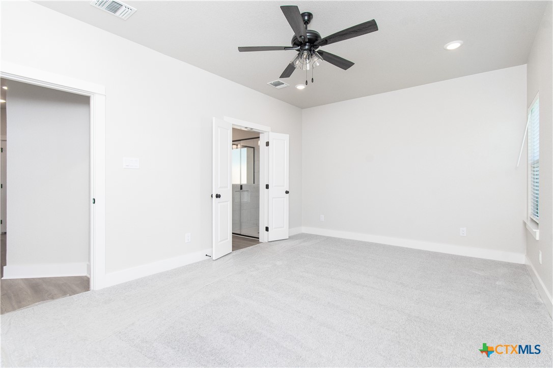 1974 Rosson Street Property Photo 32