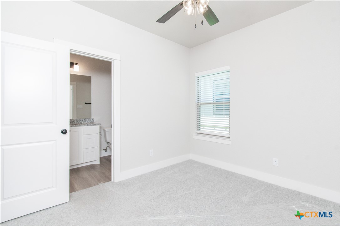 1974 Rosson Street Property Photo 42