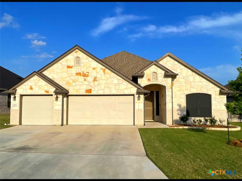 1527 Cobble Hill Court Property Photo 3