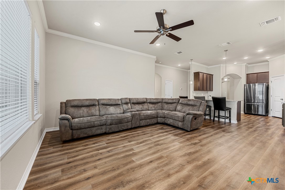 1527 Cobble Hill Court Property Photo 10