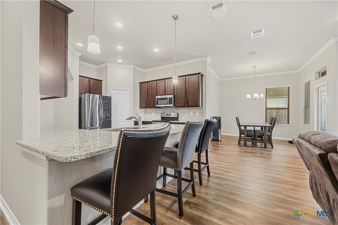 1527 Cobble Hill Court Property Photo 14