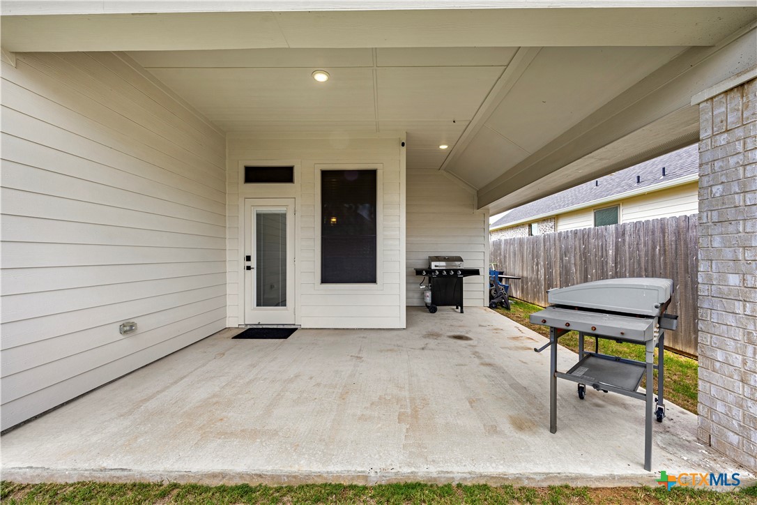 1527 Cobble Hill Court Property Photo 33