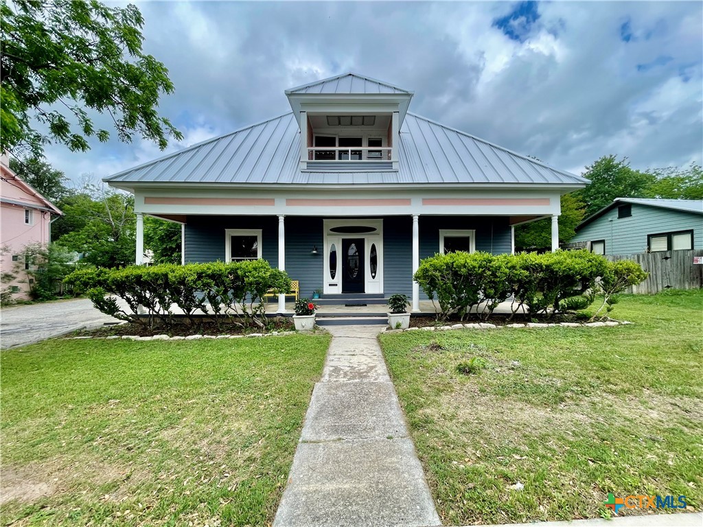219 N Comanche Street Property Photo 1