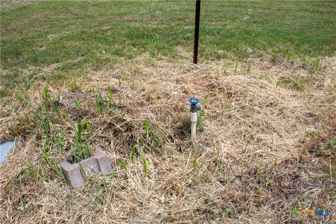 224 E Turnbo Road Property Photo 6