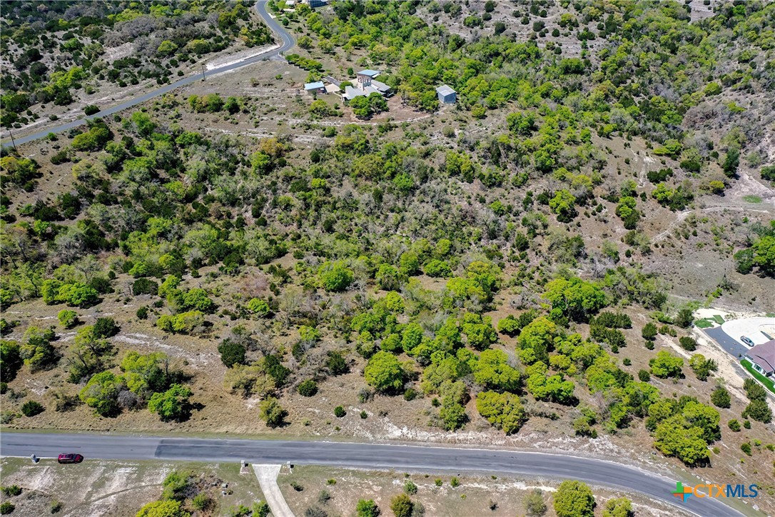 331 Echo Falls Lane Property Photo 3