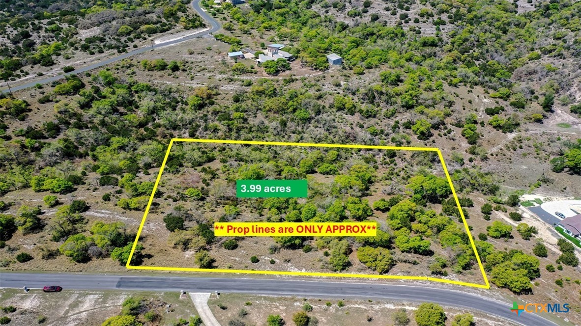 331 Echo Falls Lane Property Photo 4
