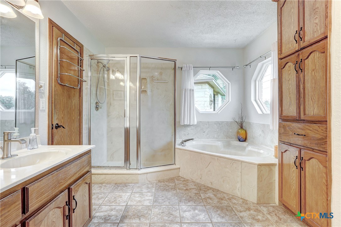 9840 N Live Oak Road Property Photo 16