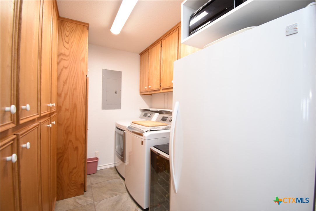 317 E Bayshore Drive Property Photo 32