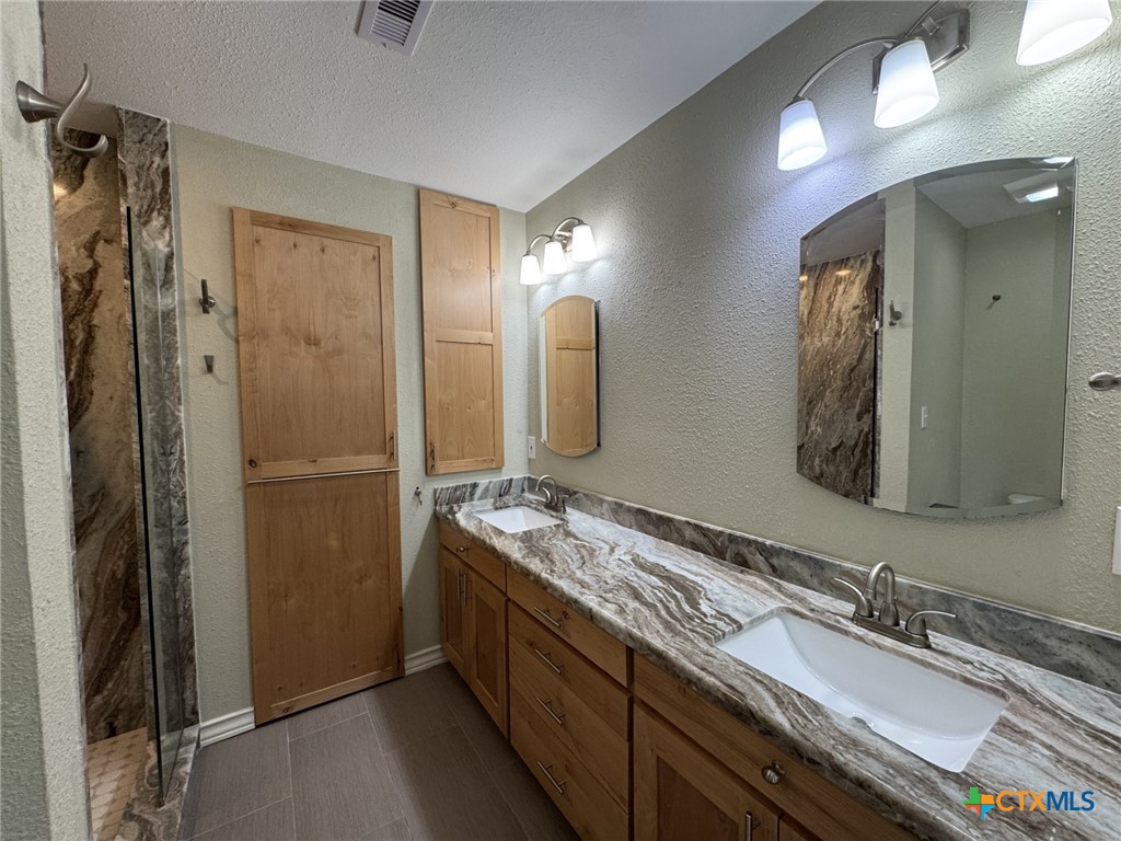 317 E Bayshore Drive Property Photo 42