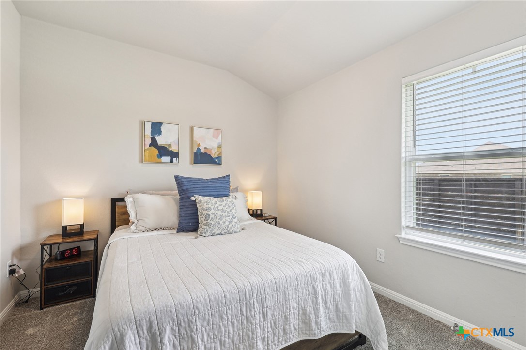 300 Golden Plains Parkway Property Photo 15