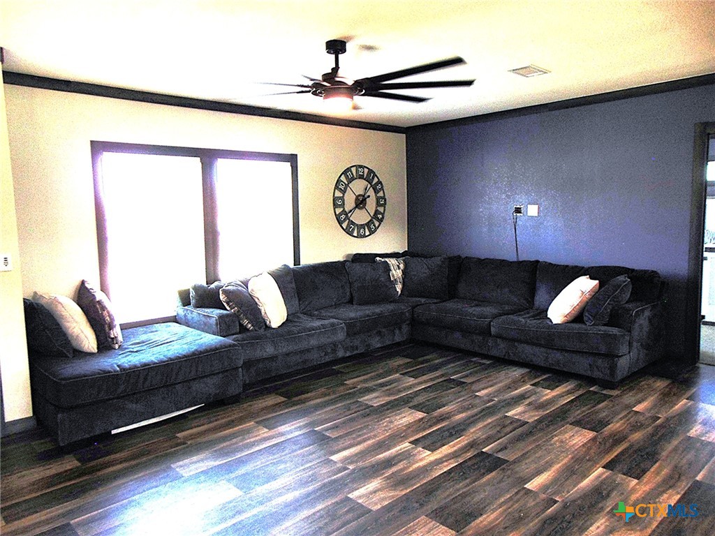 1114 Dunn Street Property Photo 4