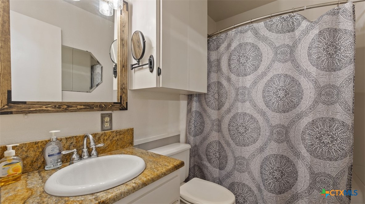 2406 Redwing Drive Property Photo 22