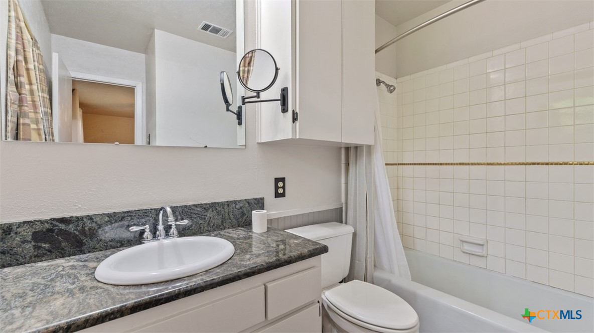 2406 Redwing Drive Property Photo 23