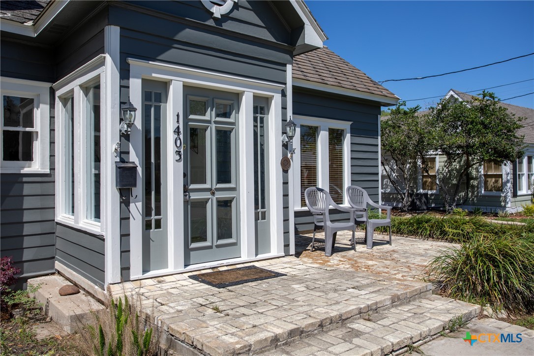 1403 N Glass Street Property Photo 3