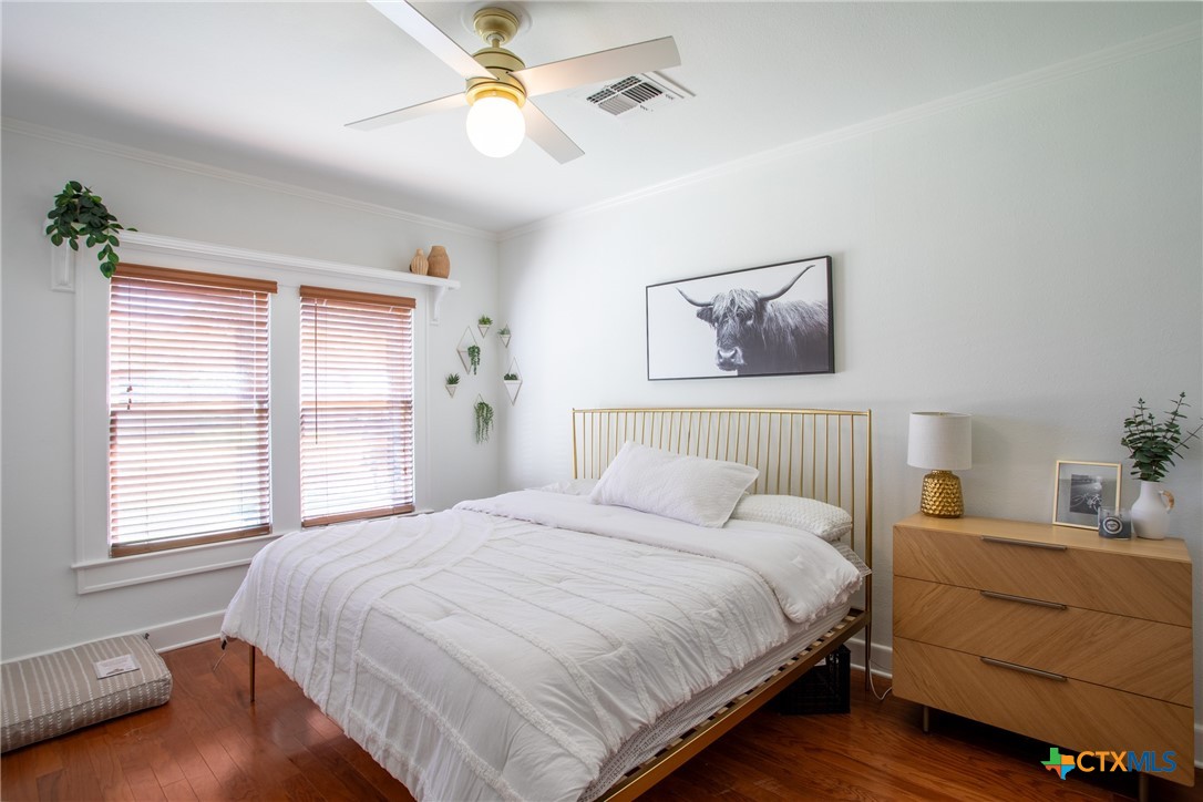 1403 N Glass Street Property Photo 8