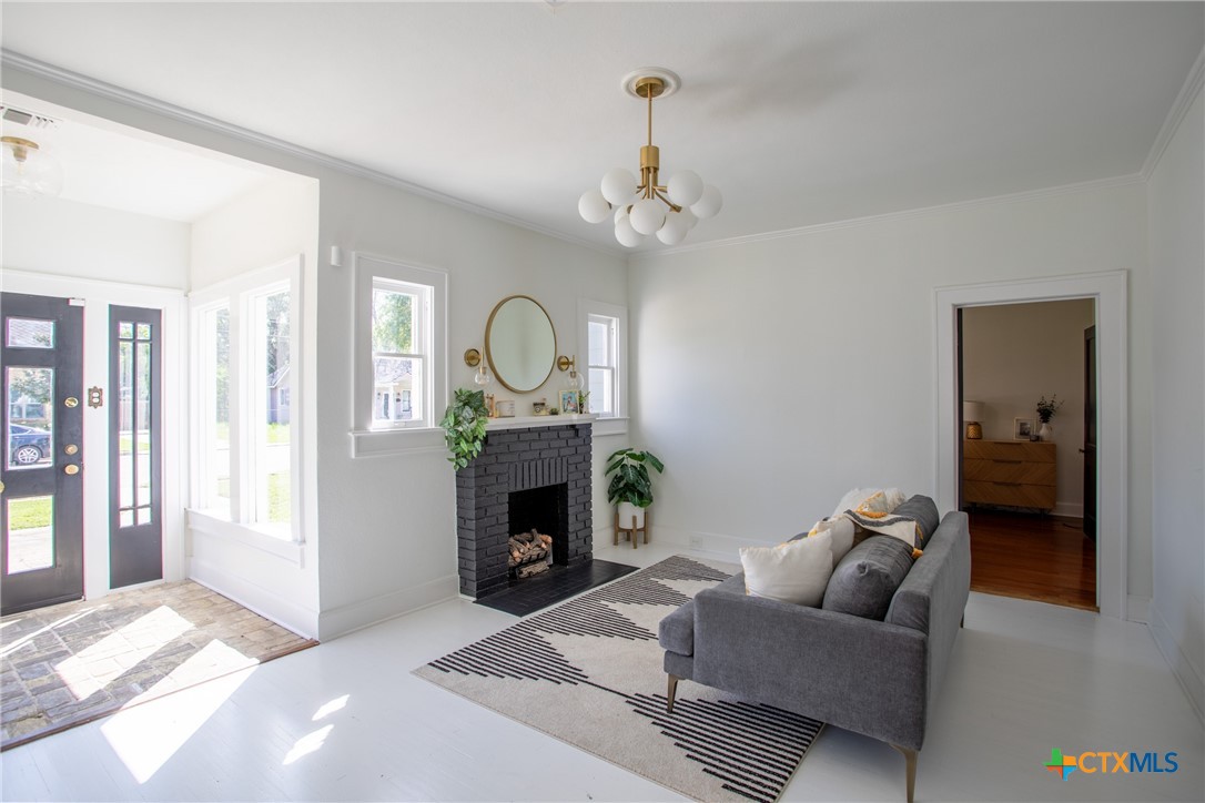 1403 N Glass Street Property Photo 19