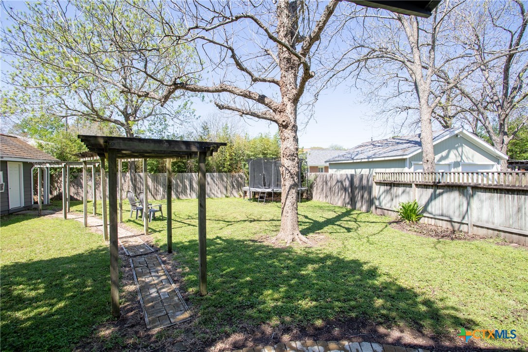 1403 N Glass Street Property Photo 22