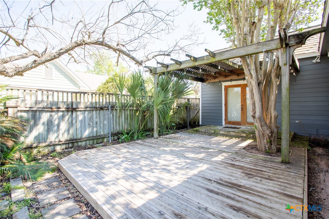 1403 N Glass Street Property Photo 24