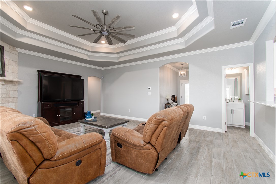 2109 Mercer Street Property Photo 5